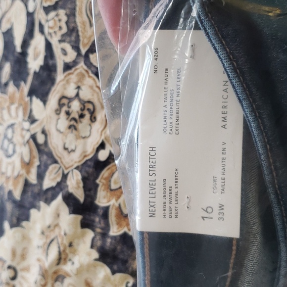 22. NWT! NIP! American Eagle Women's Next Level Stretch Jeggings - Picture 2 of 4